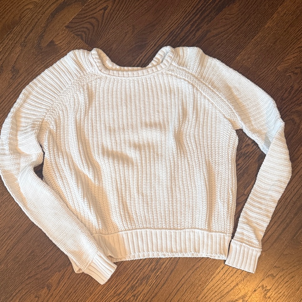 Cozy white cable knit Sweater
